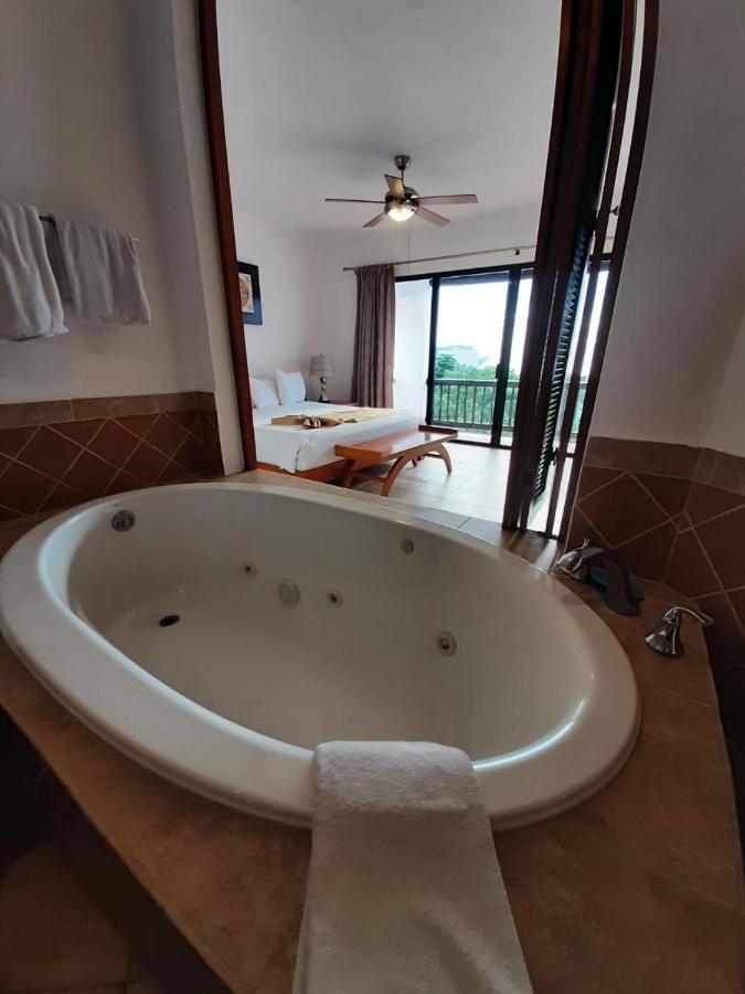 Villas Mayaluum 코수멜 외부 사진